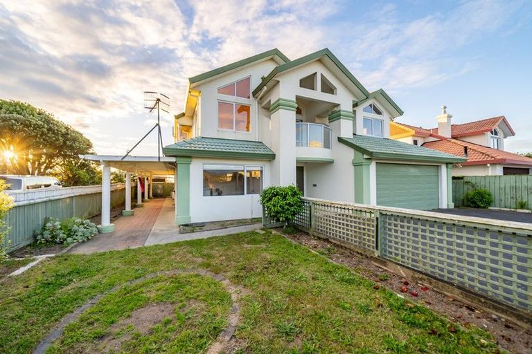 Photo of property in 333 Rosetta Road, Raumati Beach, Paraparaumu, 5032