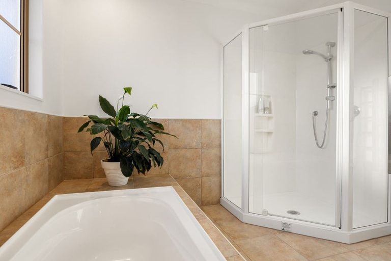 Photo of property in 19 Grace Avenue, Rototuna North, Hamilton, 3210