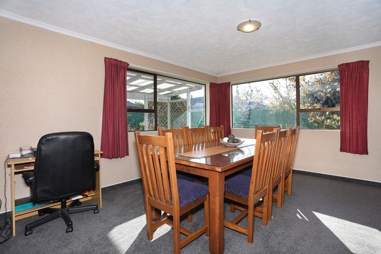 Photo of property in 70 Fairview Avenue, Feilding, 4702