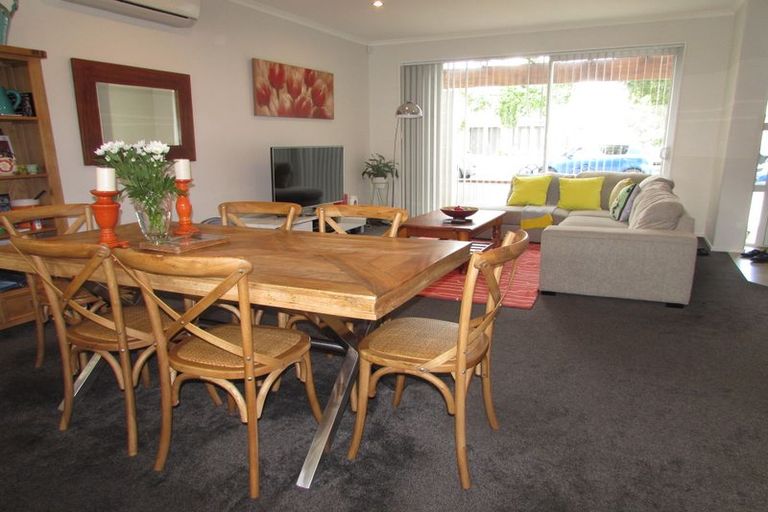 Photo of property in 11 Hakawai Avenue, Takanini, 2112