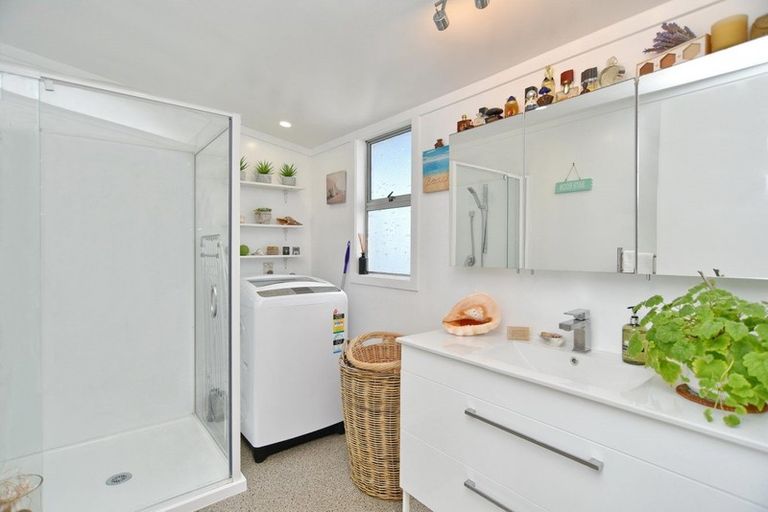 Photo of property in 31 Chamberlain Avenue, Amberley, 7481