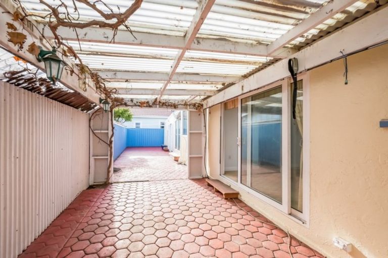 Photo of property in 155 The Esplanade, Petone, Lower Hutt, 5012