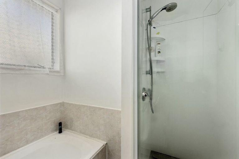 Photo of property in 2 Gainsborough Grove, Belmont, Lower Hutt, 5010