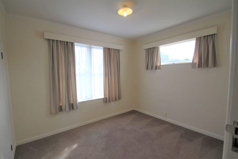 Photo of property in 23 Holland Road, Hillcrest, Auckland, 0627