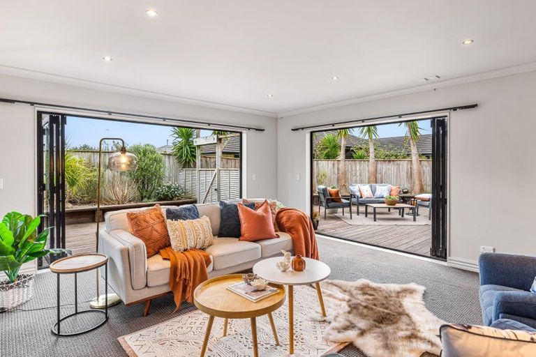 Photo of property in 18 Trusham Court, Paraparaumu, 5032