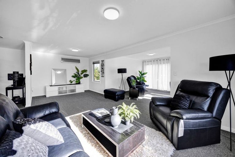 Photo of property in 85 Wallath Road, Westown, New Plymouth, 4310