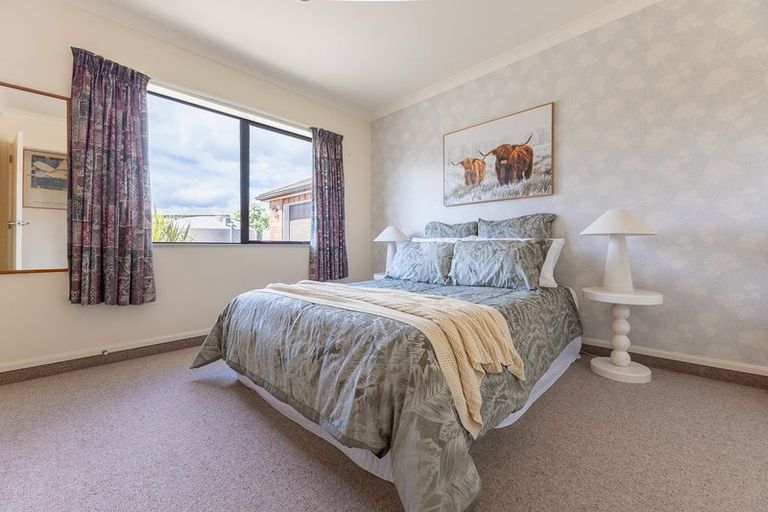 Photo of property in 159 Pukenamu Road, Te Horo, Otaki, 5581