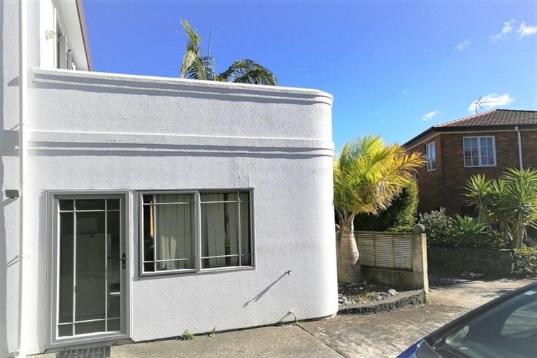 Photo of property in 35 Daytona Road, Henderson, Auckland, 0610
