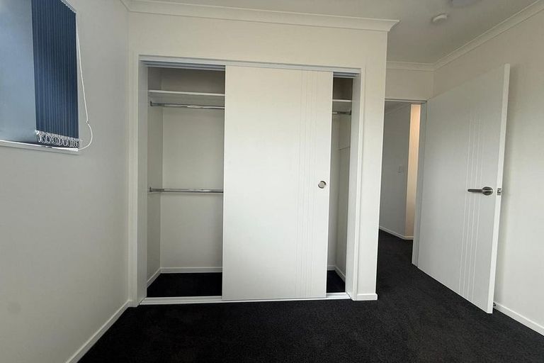 Photo of property in 16 Christmas Road, Manurewa, Auckland, 2102