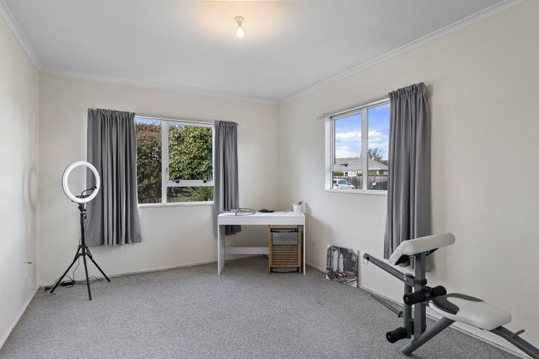 Photo of property in 11b Suva Street, Upper Riccarton, Christchurch, 8041
