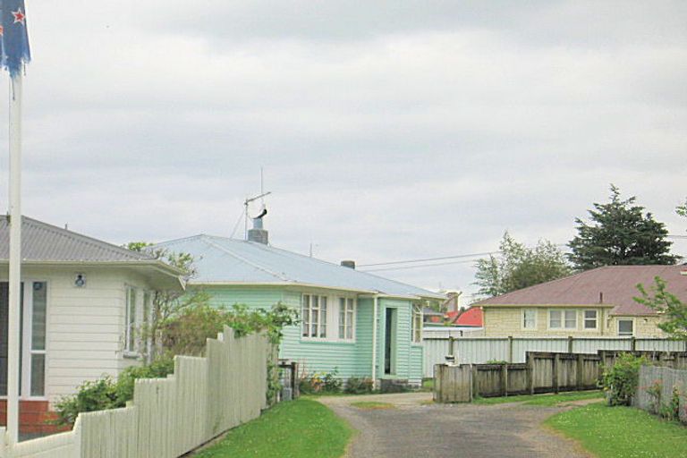 Photo of property in 14 Russell Avenue, Te Aroha, 3320