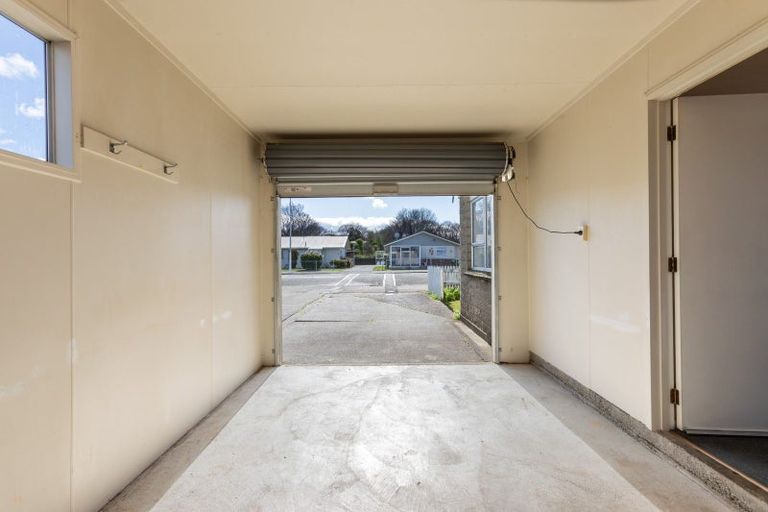 Photo of property in 18a Tennyson Street, Dannevirke, 4930