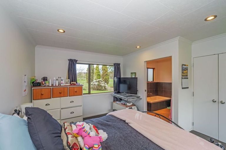 Photo of property in 54 Old Kips Road, Ashhurst, Palmerston North, 4470