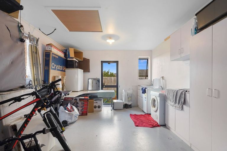 Photo of property in 9 Mccahon Drive, Pukehangi, Rotorua, 3015