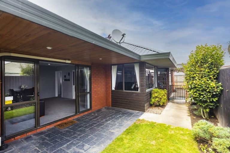 Photo of property in 1/537 Cranford Street, Redwood, Christchurch, 8051
