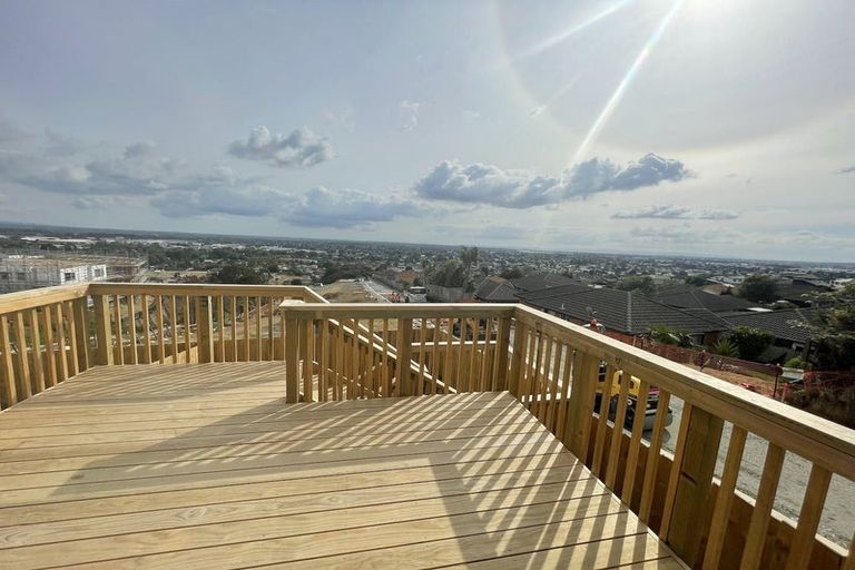 Photo of property in 9a Crestview Rise, Papakura, 2110