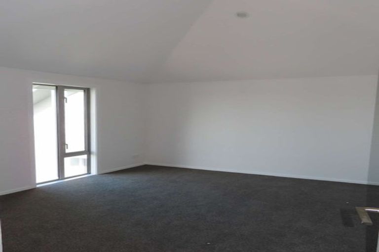 Photo of property in 6/246 Marine Parade, New Brighton, Christchurch, 8061
