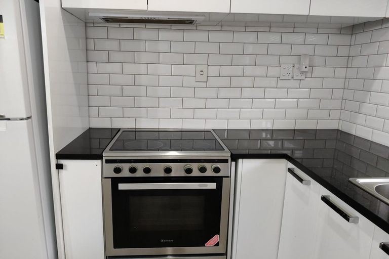 Photo of property in 5/215 Shirley Road, Papatoetoe, Auckland, 2025