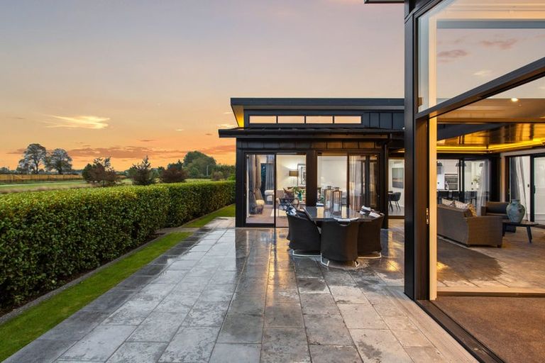 Photo of property in 9 Farrelly Place, Casebrook, Christchurch, 8051