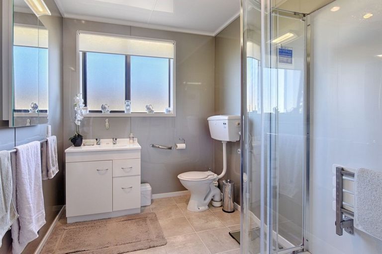 Photo of property in 2 Merlin Place, Gore, 9710