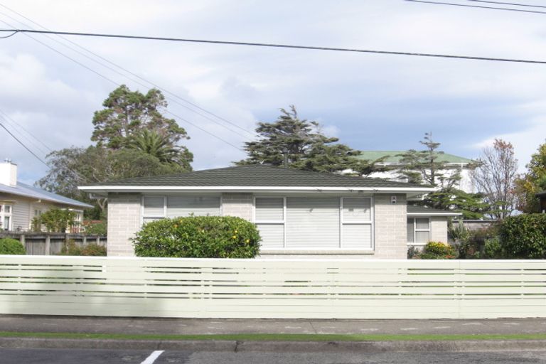 Photo of property in 1/8 Copeland Street, Hutt Central, Lower Hutt, 5011