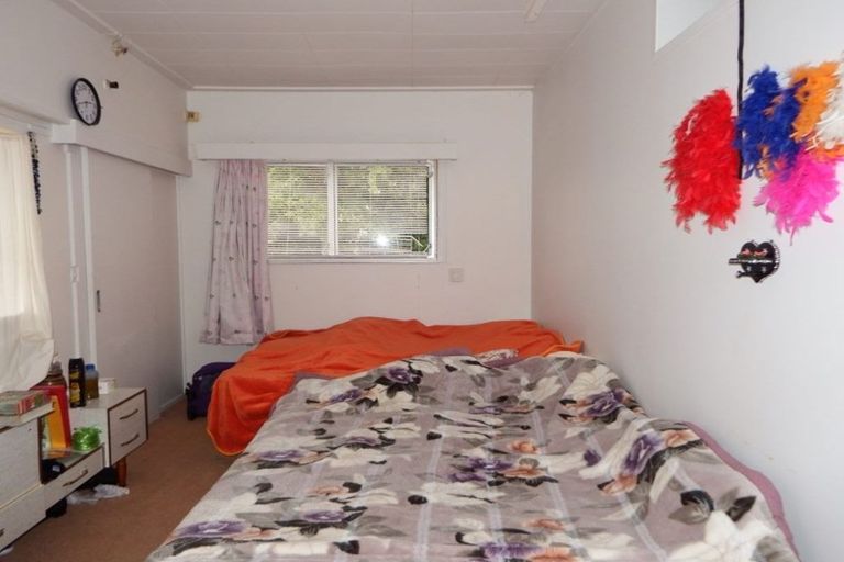 Photo of property in 11 Bell Street, Marton, 4710