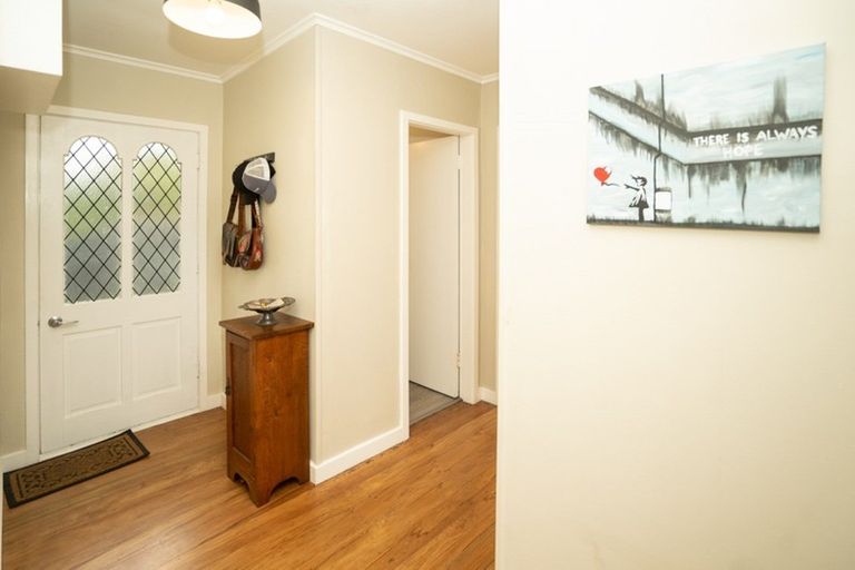 Photo of property in 136 Frankley Road, Frankleigh Park, New Plymouth, 4310