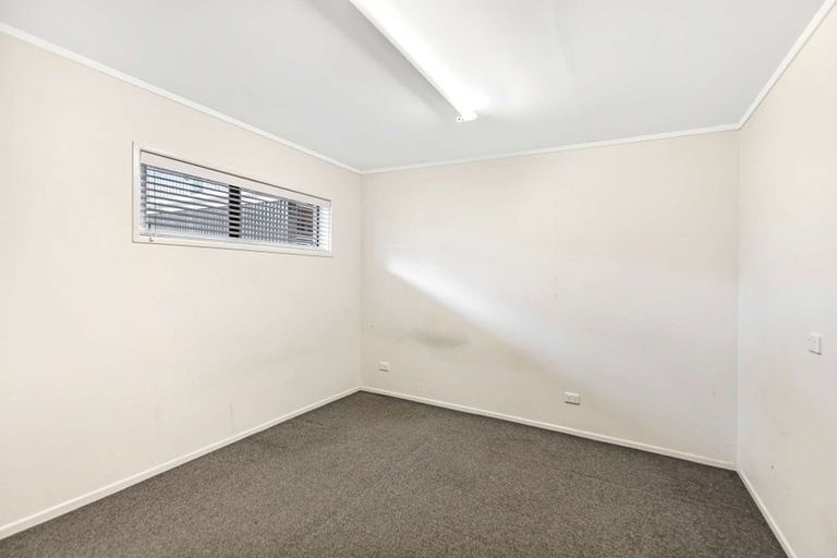 Photo of property in 5 Rangeview Place, Feilding, 4702
