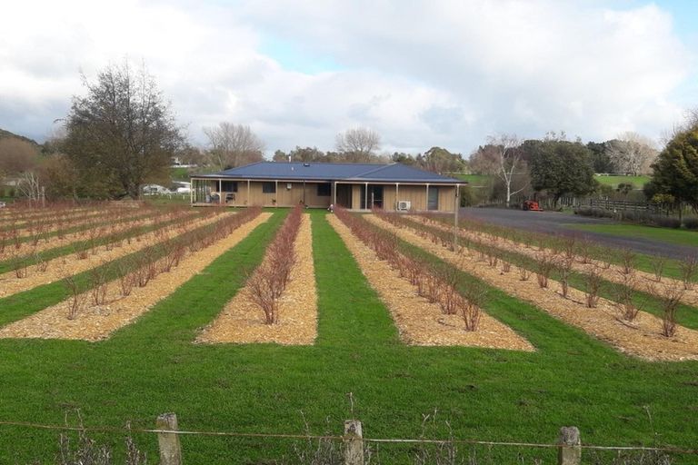 Photo of property in 85 Papaitonga Lake Road, Ohau, 5570