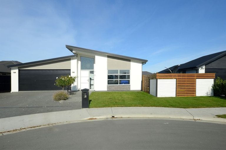Photo of property in 19 Beachvale Drive, Kaiapoi, 7630