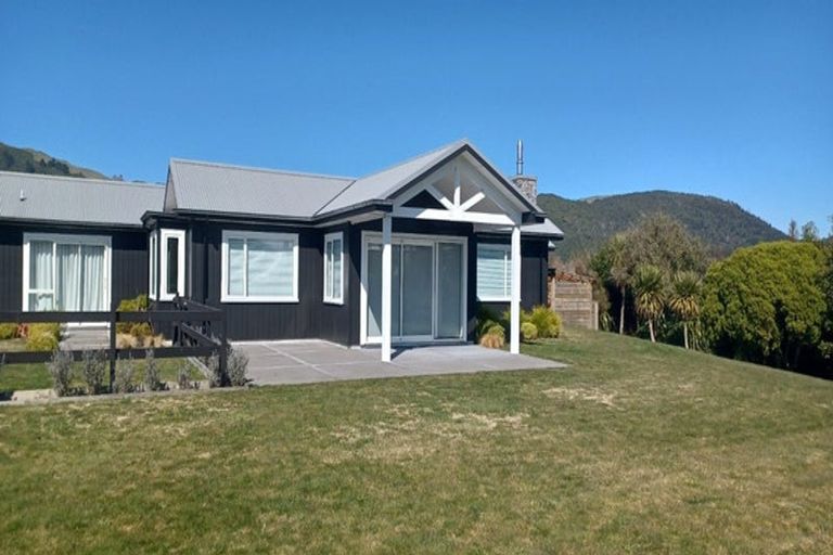 Photo of property in 56 Oakdale Drive, Kinloch, Taupo, 3377