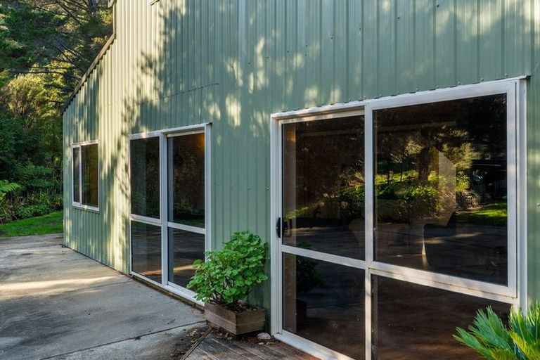 Photo of property in 165 Boons Valley Road, Waikawa, Picton, 7220