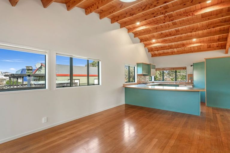 Photo of property in 7 Marquet Place, Tairua, 3508