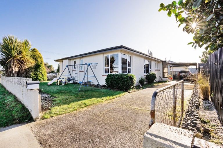 Photo of property in 66 Bullar Street, Grasmere, Invercargill, 9810
