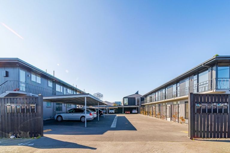 Photo of property in 1/22 Springfield Road, Saint Albans, Christchurch, 8014