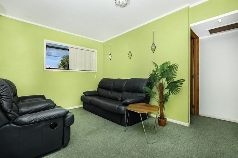 Photo of property in 159 Carnoustie Drive, Wattle Downs, Auckland, 2103