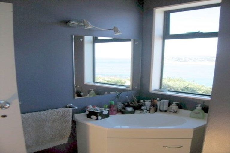 Photo of property in 77a View Road, Houghton Bay, Wellington, 6023