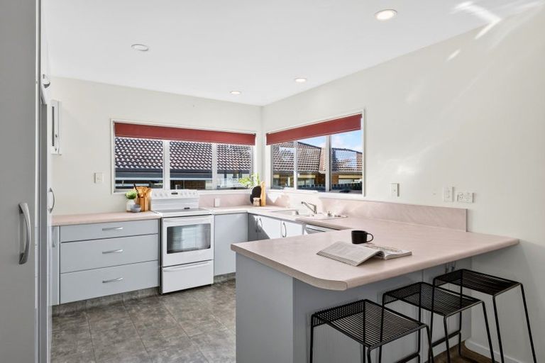 Photo of property in 5 Panorama Place, Coastlands, Whakatane, 3120