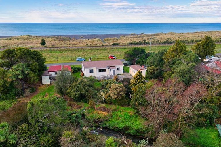 Photo of property in 79 Old Beach Road, Kaikoura Flat, Kaikoura, 7371