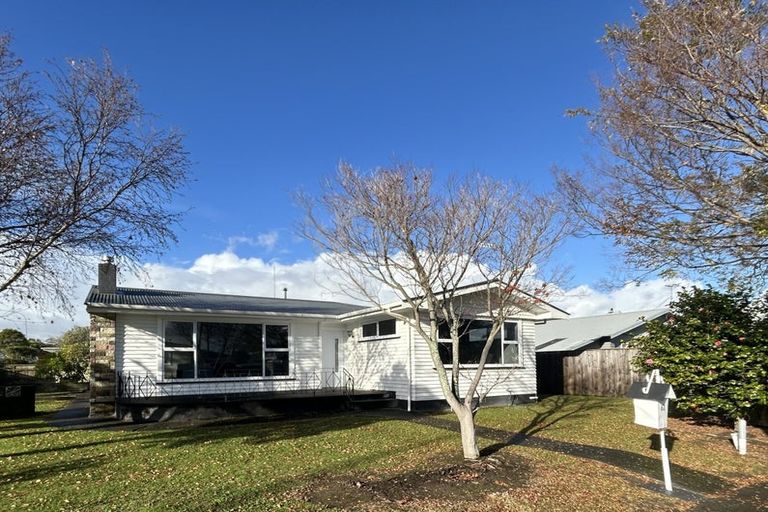 Photo of property in 62 Haydon Street, Roslyn, Palmerston North, 4414