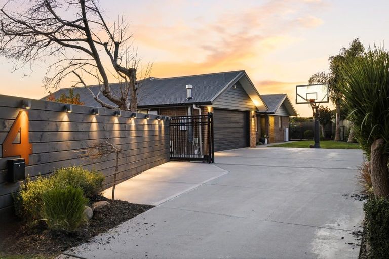 Photo of property in 4 Sarah Court, Rototuna North, Hamilton, 3210