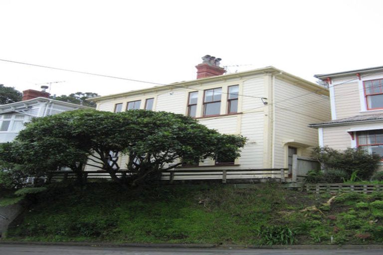Photo of property in 54 Salamanca Road, Kelburn, Wellington, 6012