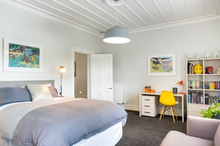 Photo of property in 337 Te Mata Road, Havelock North, 4294