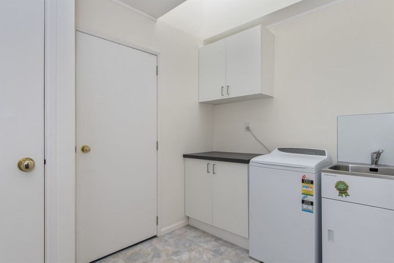 Photo of property in 1 Highgrove Place, Bethlehem, Tauranga, 3110