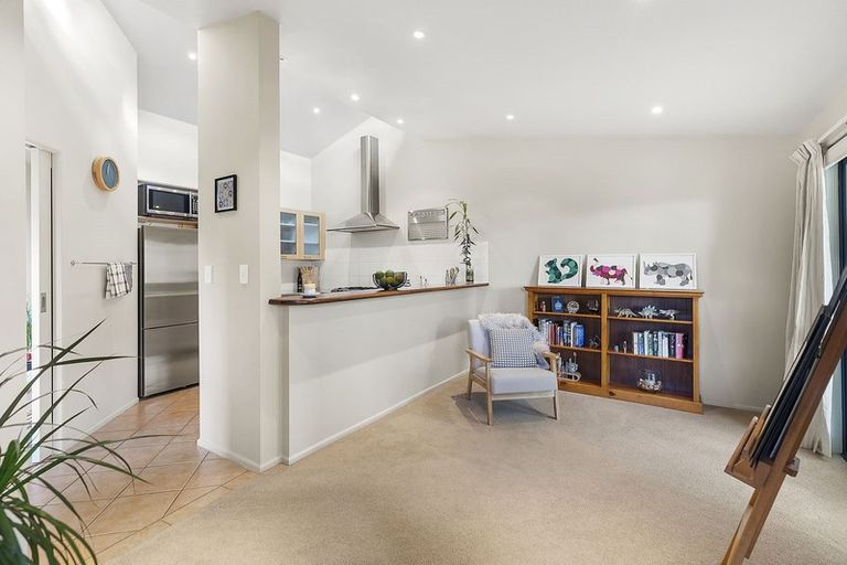 Photo of property in 3 Wadestown Road, Wadestown, Wellington, 6012