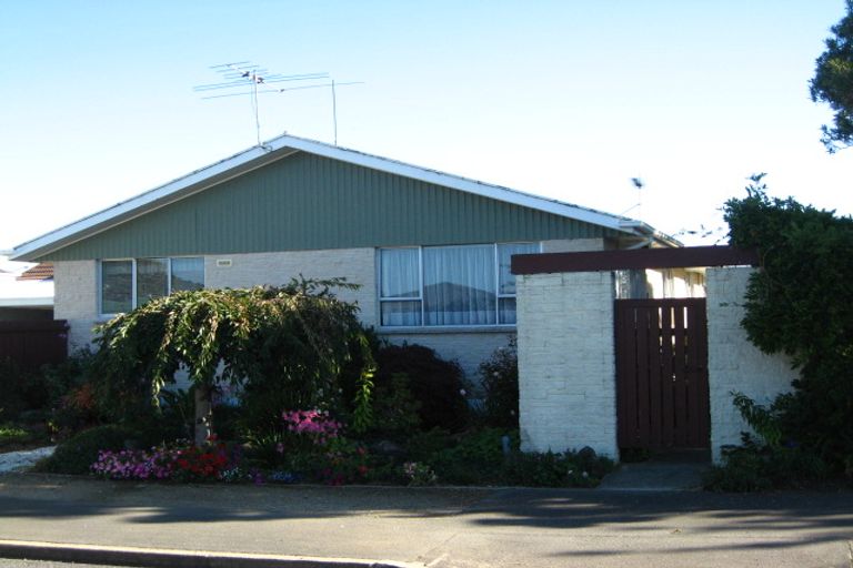 Photo of property in 76e Church Street, Mosgiel, 9024