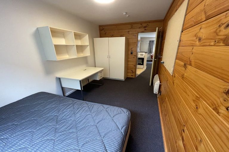 Photo of property in Drummond Street Flats, 3/19 Drummond Street, Mount Cook, Wellington, 6021