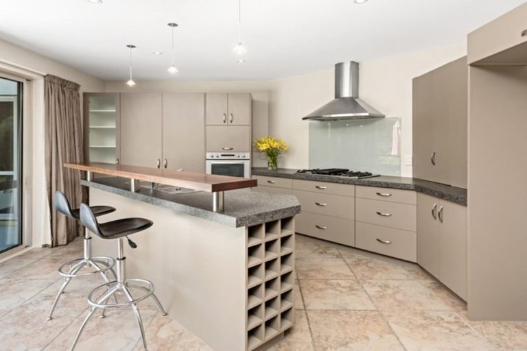 Photo of property in 18 Hilton Place, Blenheim, 7201