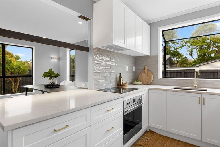 Photo of property in 1/97 Weston Road, St Albans, Christchurch, 8052