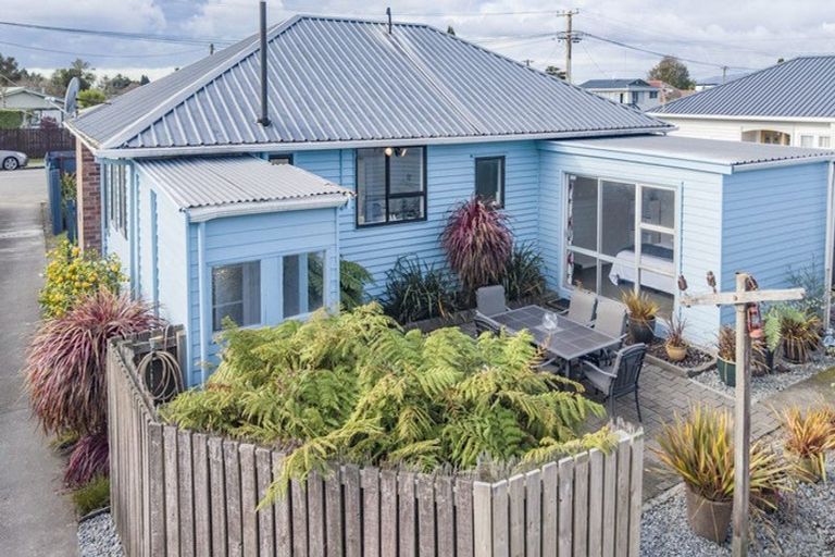 Photo of property in 1/28 Neill Street, Hornby, Christchurch, 8042
